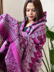 Purplish Magenta Handmade Nakshi Kantha Dupatta in Pure Silk