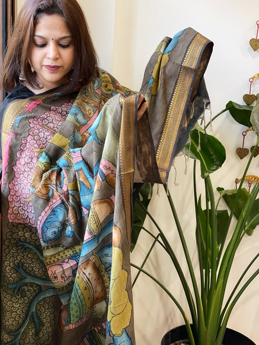 Handpainted Kalamkari Dupatta in Cotton