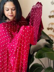Pinkish Red, Maroon Bandhani Dupatta with Zari Pallu in Modal Silk