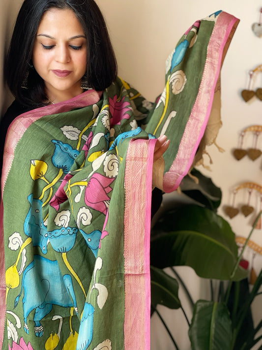 Green Handpainted Kalamkari Dupatta in Cotton