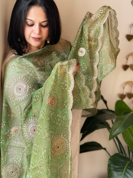 Green Printed Bandhej Organza dupatta with Scalloped Border