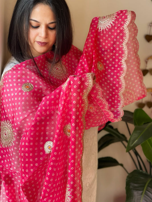 Dark Pink Printed Bandhej Organza dupatta with Scalloped Border