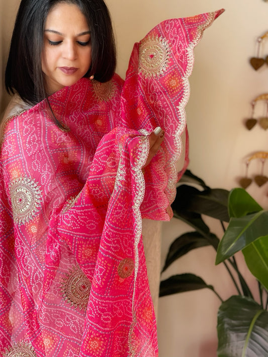 Pink Printed Bandhej Organza dupatta with Scalloped Border