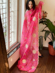 Pink Printed Bandhej Organza dupatta with Scalloped Border