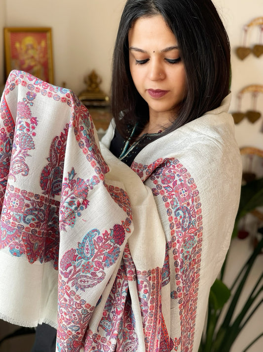 Off-White Woven Pashmina Shawl with Self and Kaani Pallu