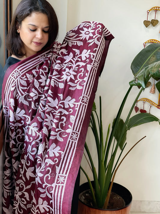Maroon Handmade Nakshi Kantha Dupatta in Pure Silk