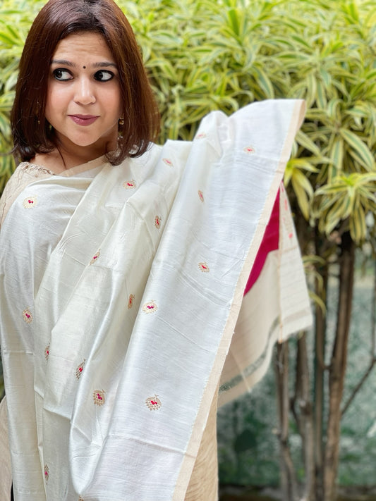 Ivory Handwoven Banarasi Dupatta in Pure Silk
