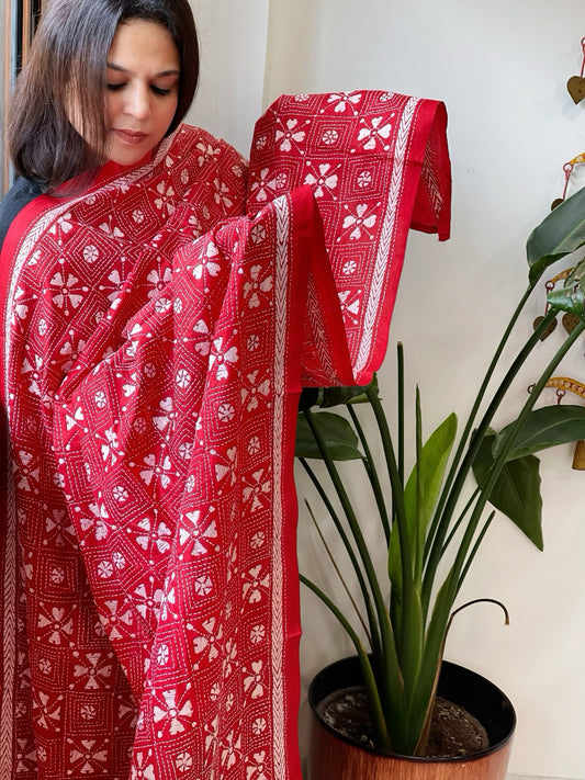 Red Handmade Kantha Dupatta in Silk
