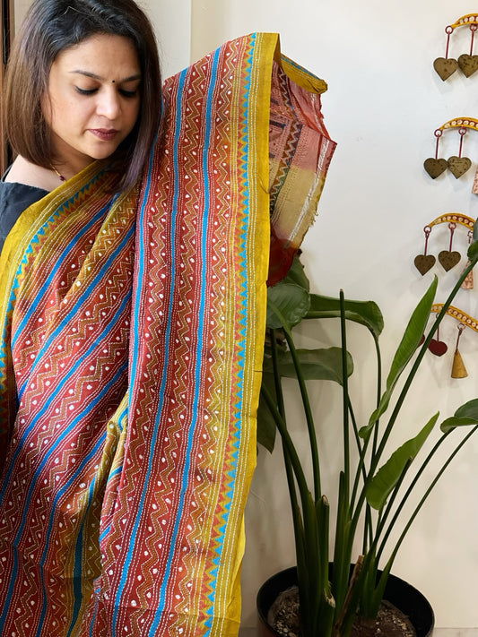 Red, Green Handmade Kantha Dupatta in Silk