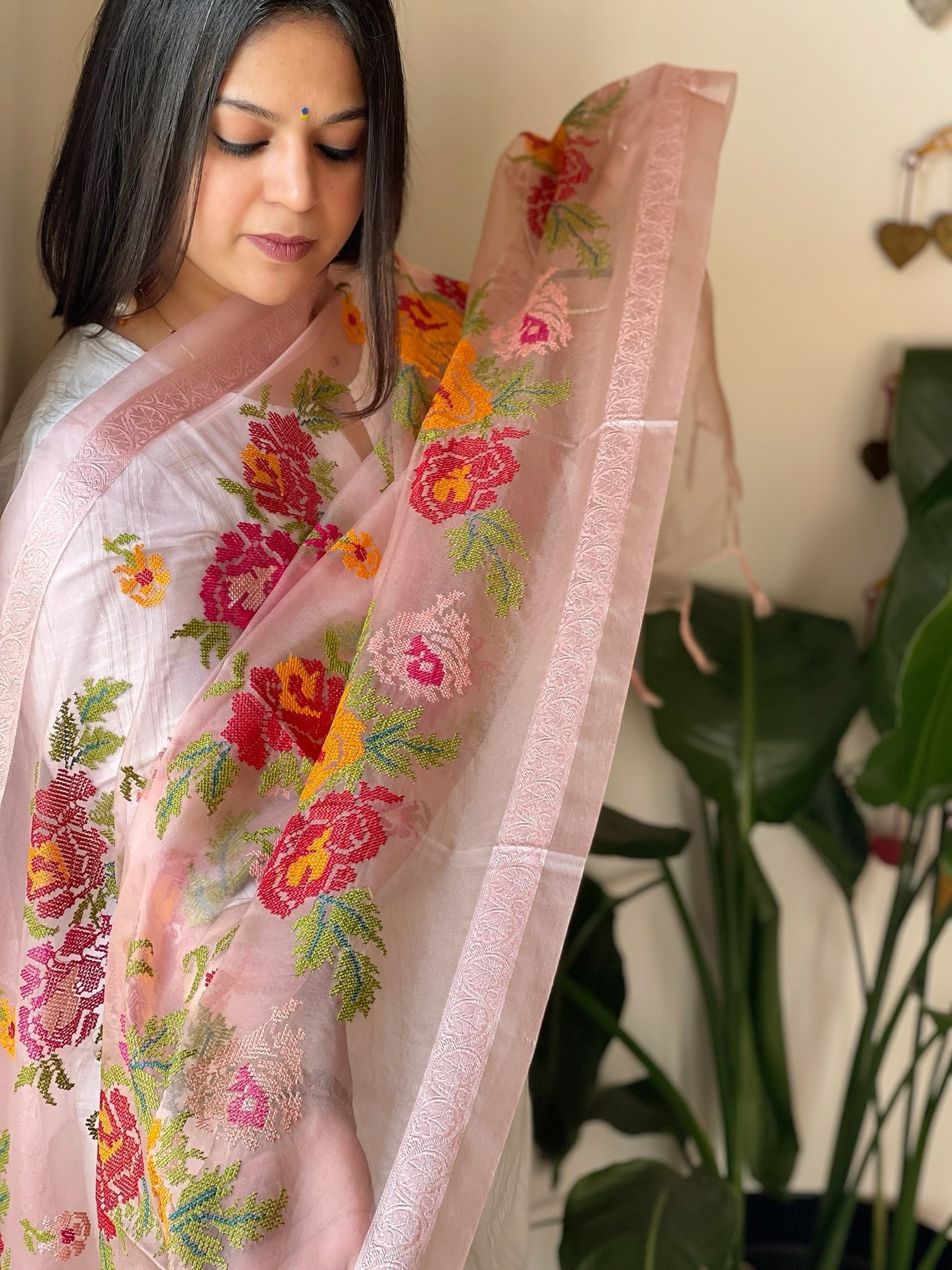 Lite Pink Organza Dupatta with cross-stitch embroidery