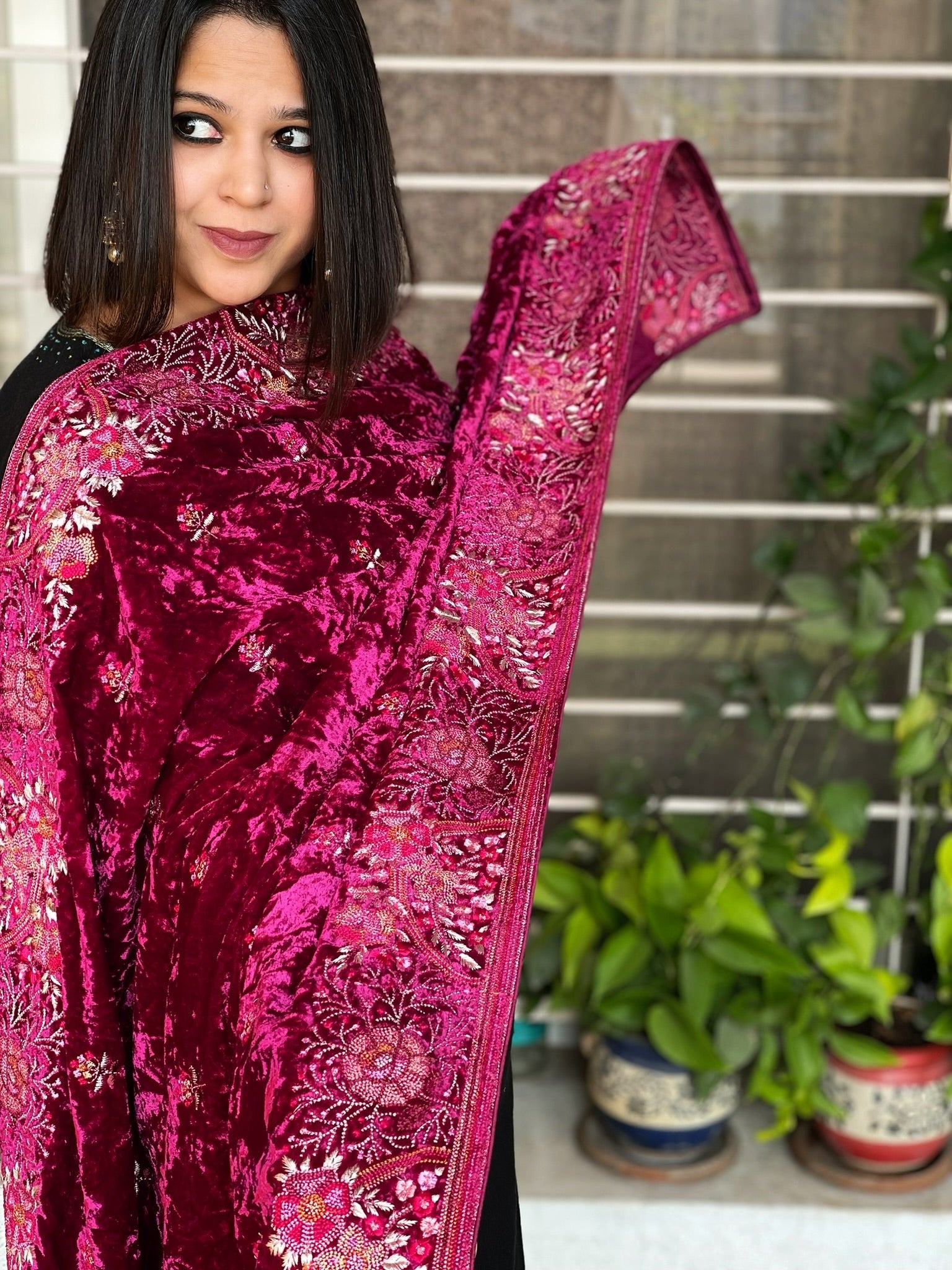 Pink Velvet Dupatta with Thread Embroidery