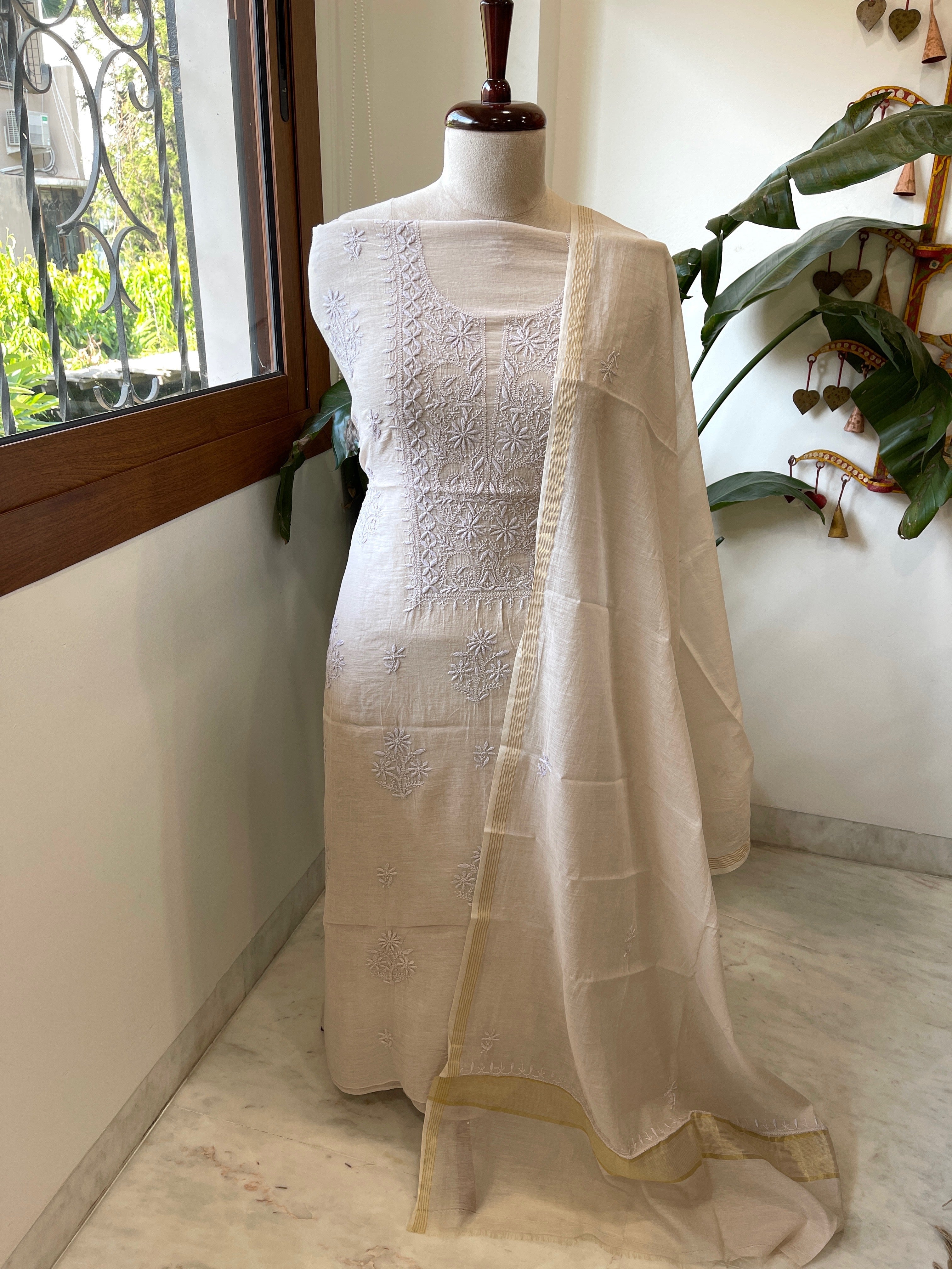 Antique Rose Suit Set with Lucknowi Handwork in Pure Mul Chanderi - Masakalee