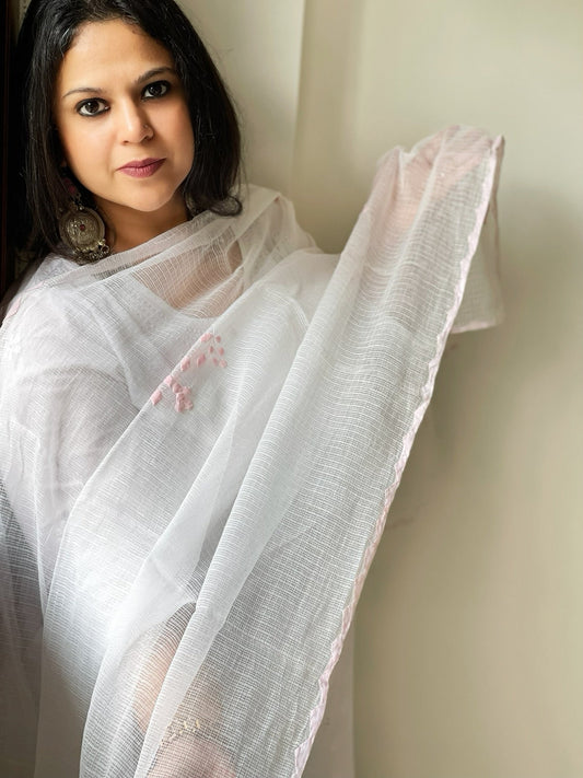 Applique handwork Dupatta in Kota Cotton - Masakalee