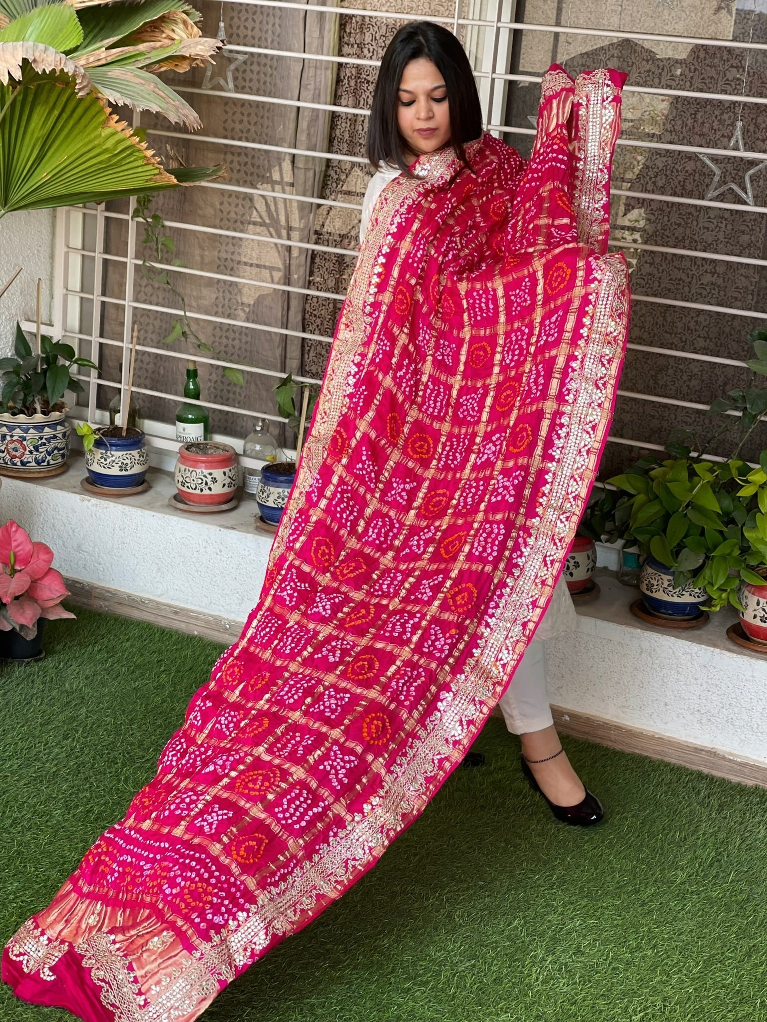 Bandhani Dupatta with Gotapatti Handwork with Zari Pallu in Pure Silk - Masakalee