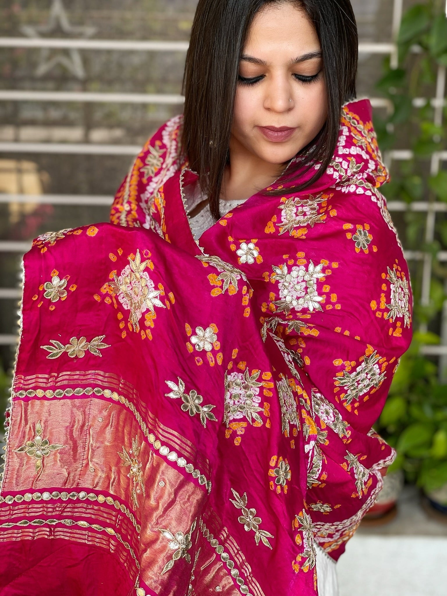 Bandhani Dupatta with Gotapatti Handwork with Zari Pallu in Pure Silk - Masakalee