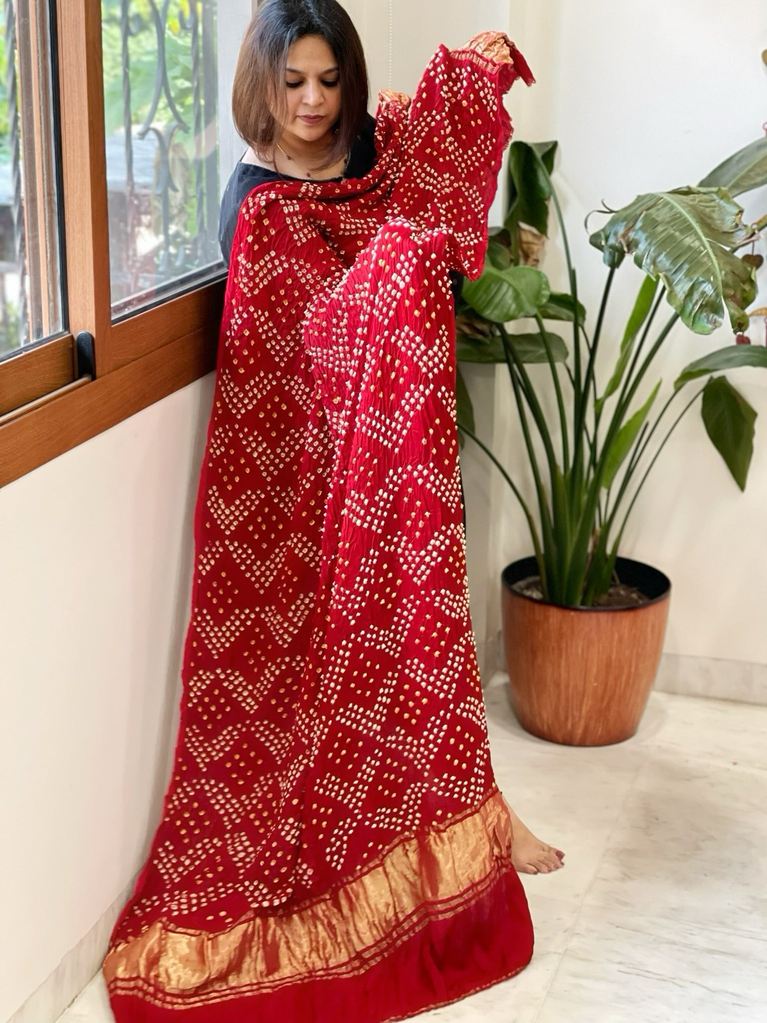 Bandhani Dupatta with Zari Pallu in Modal Silk - Masakalee