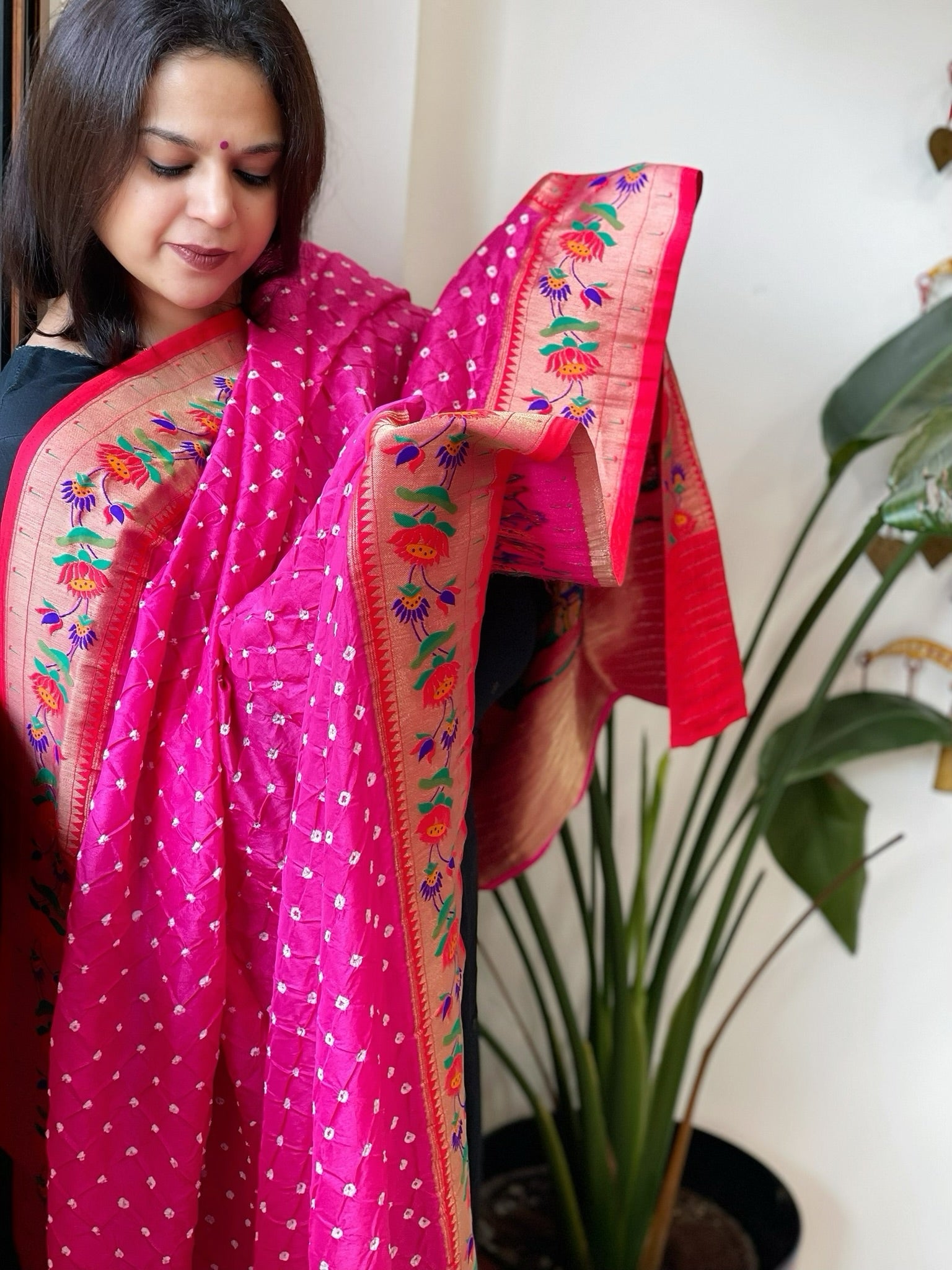 Bandhani with Woven Paithani Dupatta in Fine Blended Silk - Masakalee