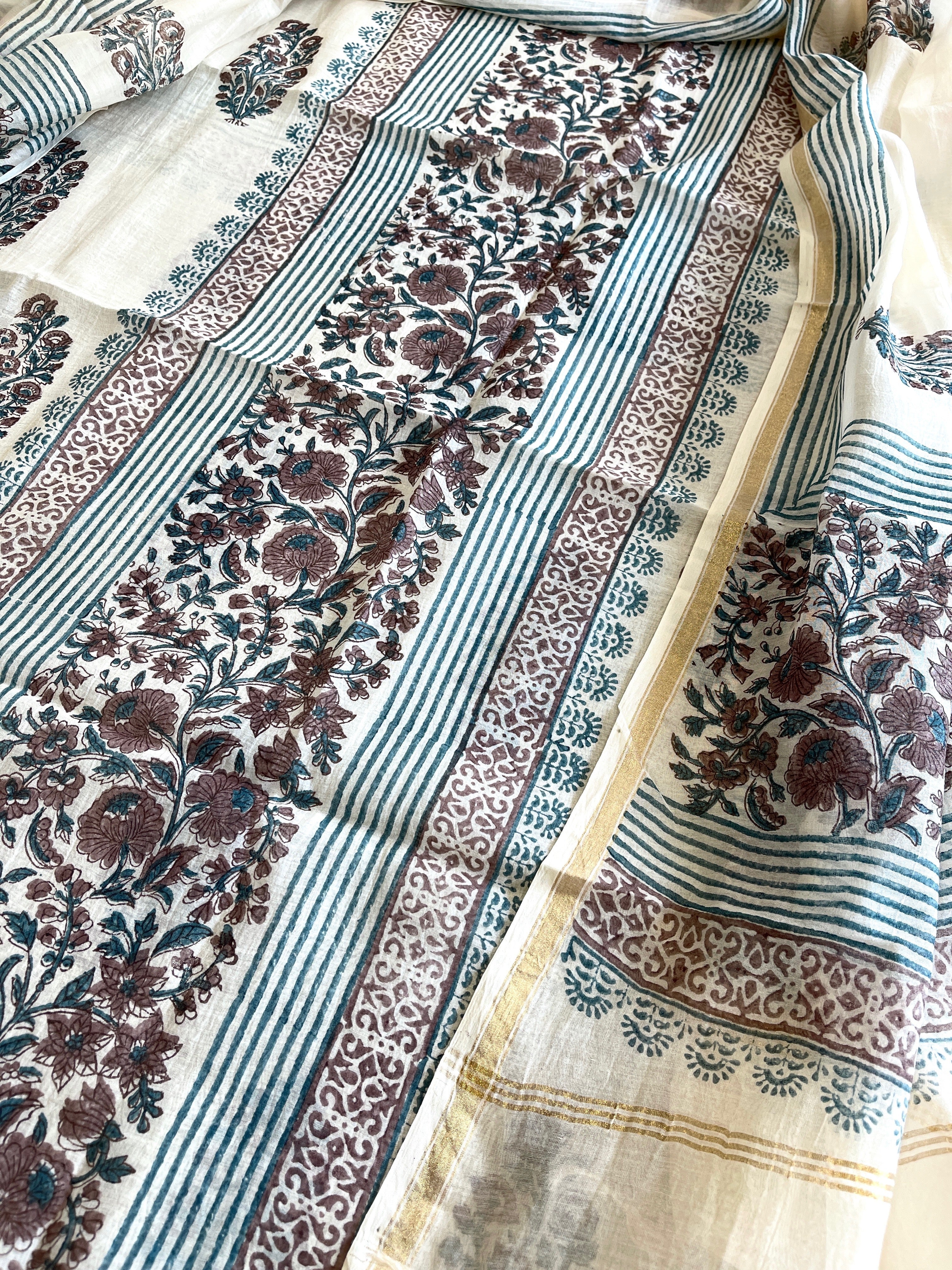 Beige Handblock Printed Suit Set in Mul Cotton - Masakalee