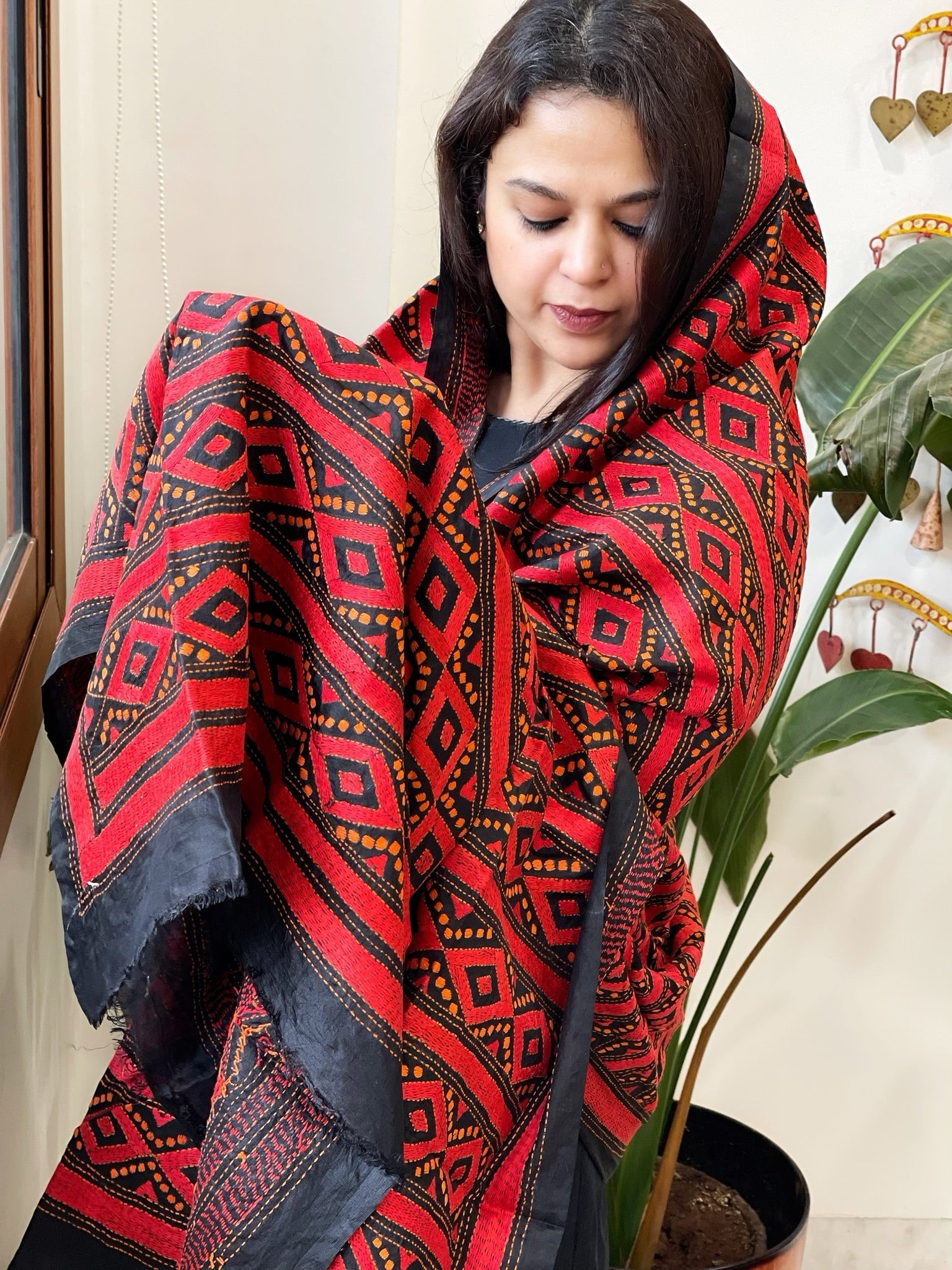 Black Handmade Nakshi Kantha Dupatta in Pure Silk - Masakalee