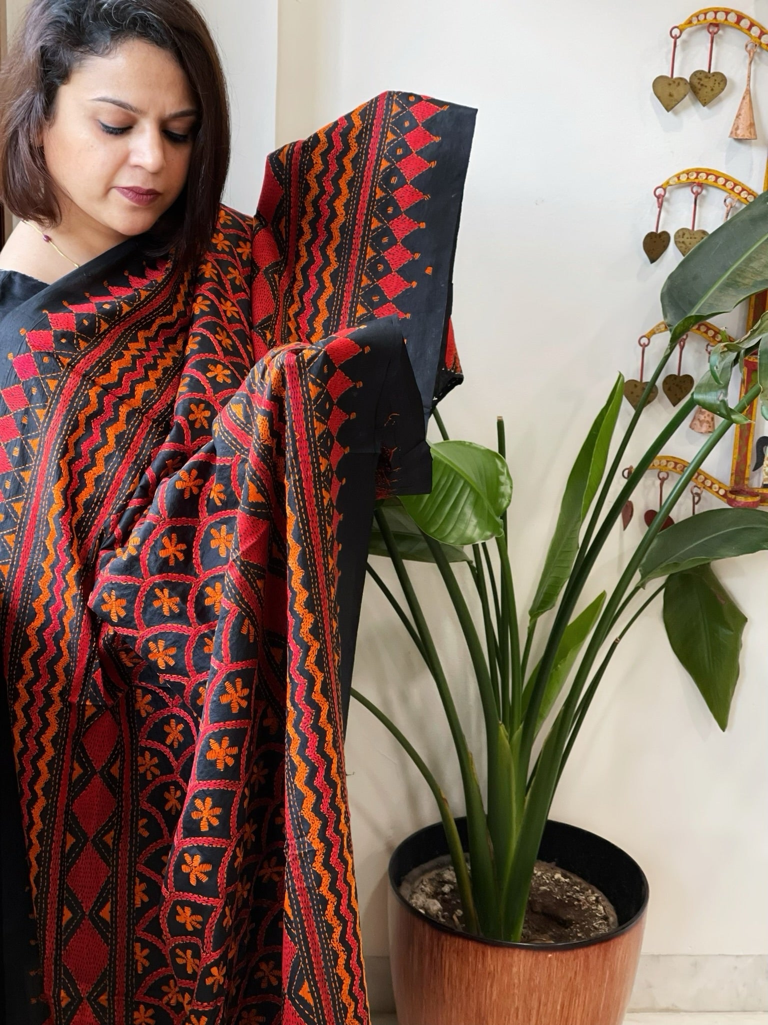 Black Handmade Nakshi Kantha Dupatta in Pure Silk - Masakalee