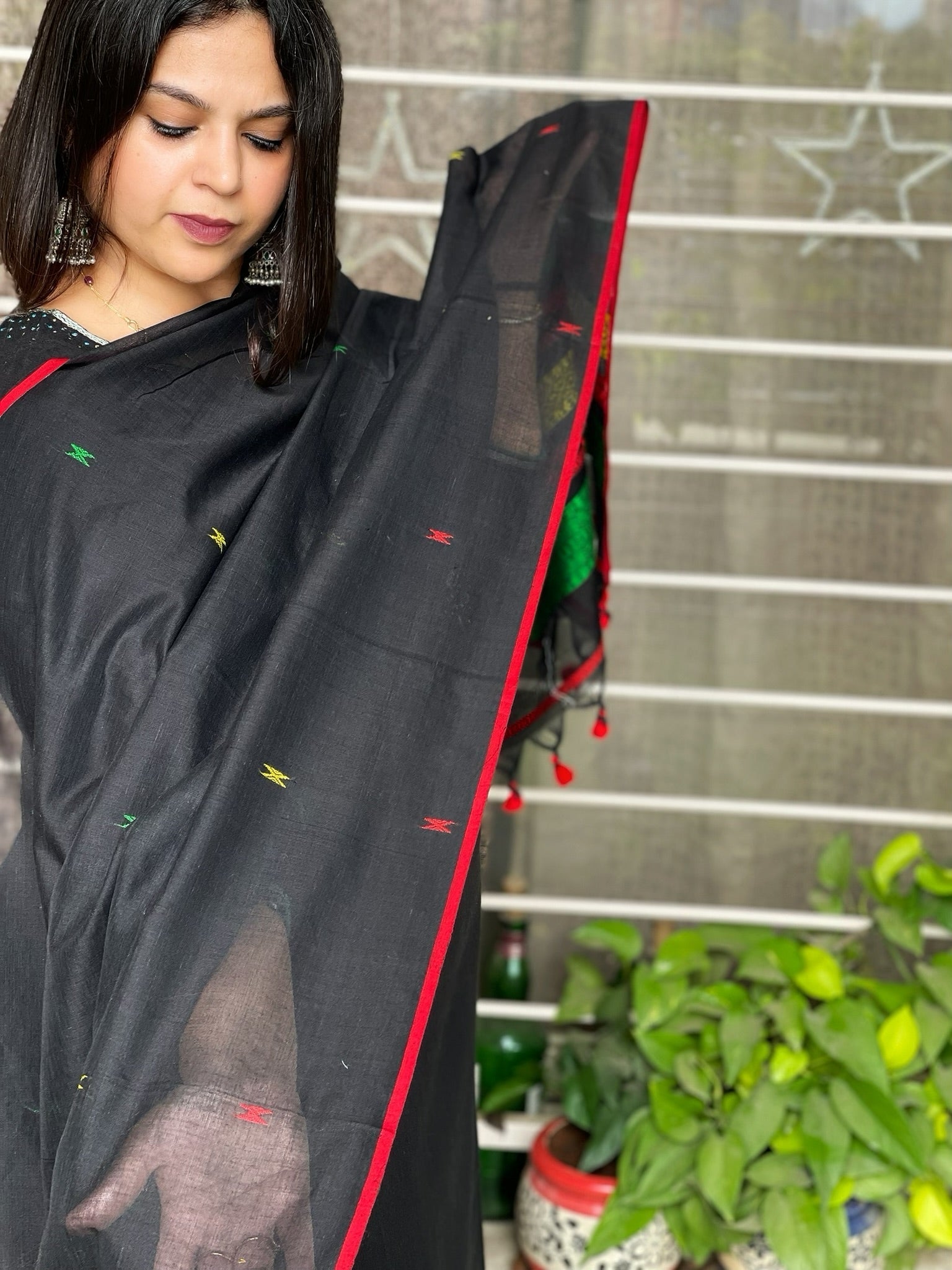 Black Handwoven Bhujodi Dupatta in Chanderi Cotton - Masakalee