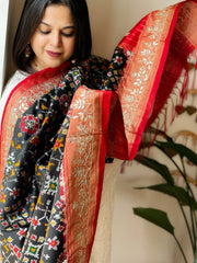 Black Handwoven Ikat Patola with Gotapatti & Pearl Handwork dupatta in Pure Silk - Masakalee