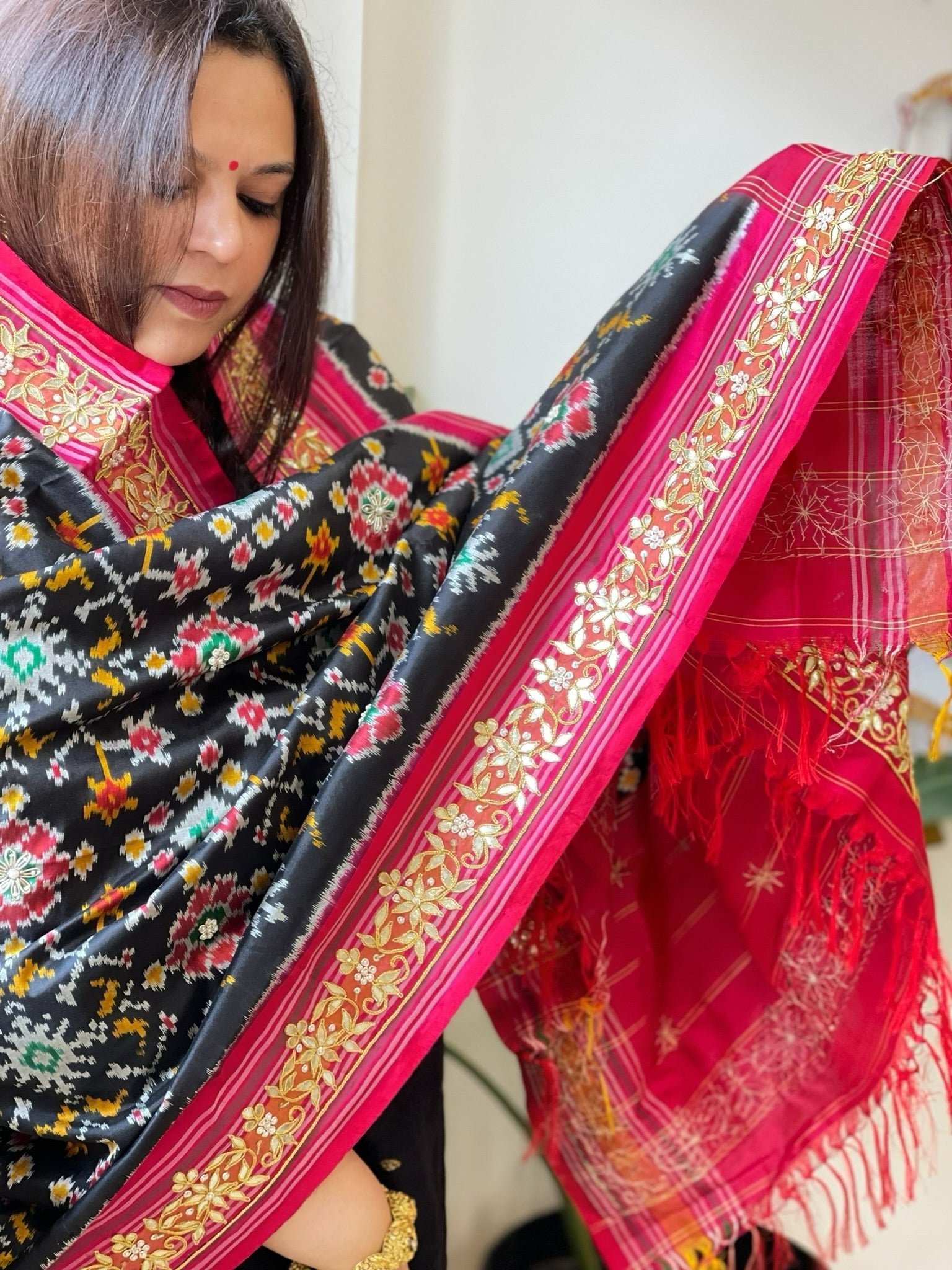 Black Handwoven Ikat Patola with Gotapatti & Pearl Handwork dupatta in Pure Silk - Masakalee