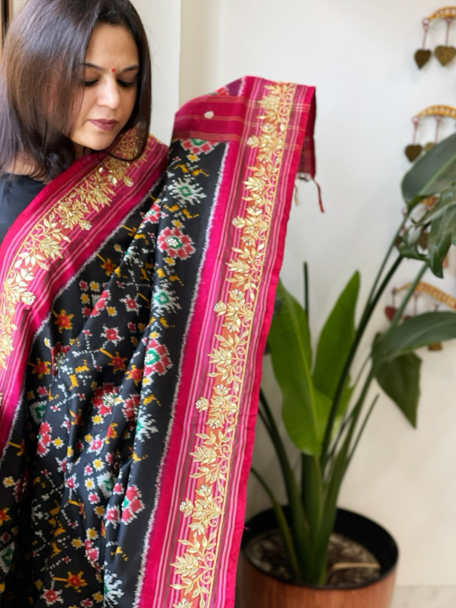 Black Handwoven Ikat Patola with Gotapatti & Pearl Handwork dupatta in Pure Silk - Masakalee