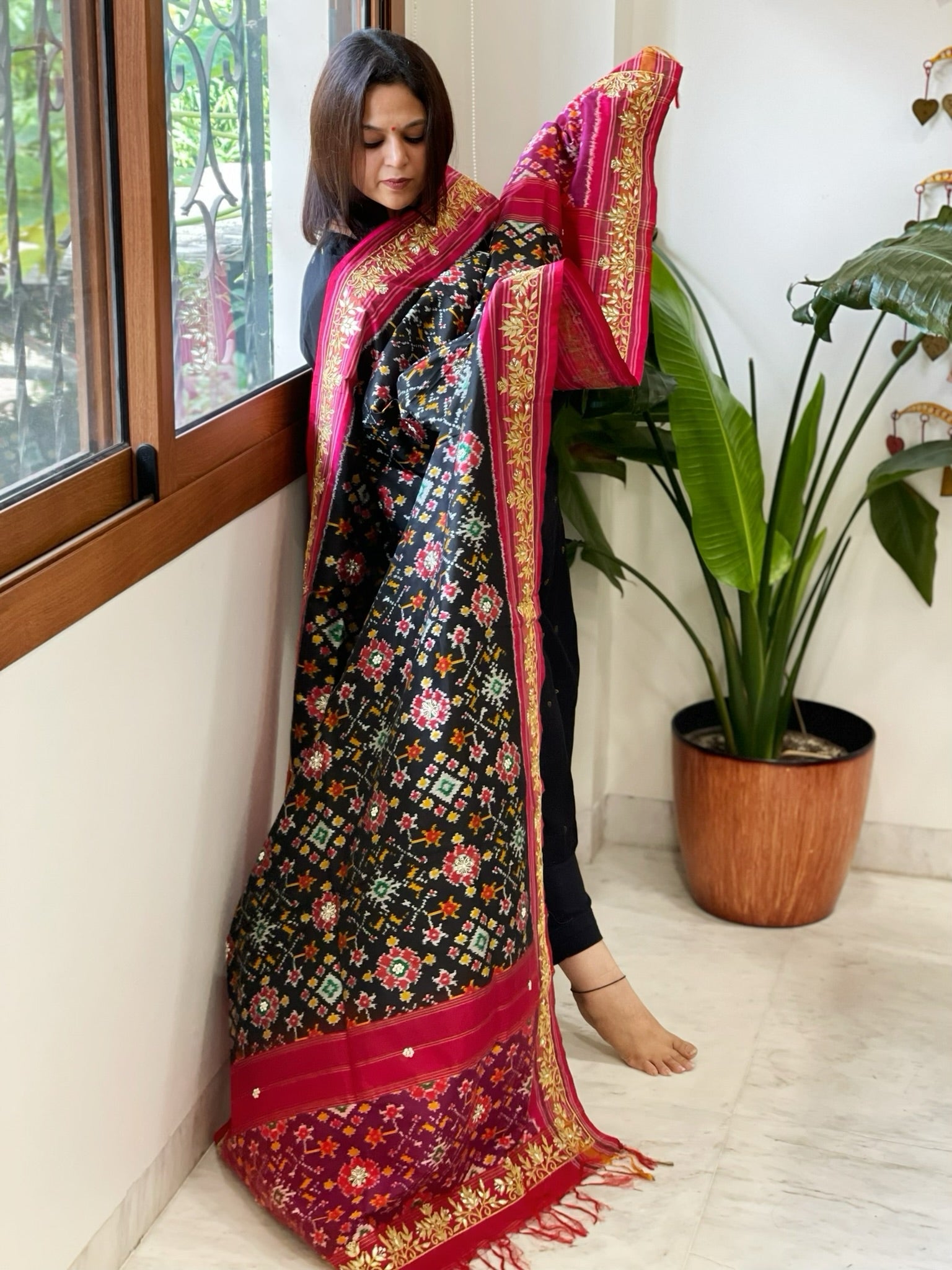 Black Handwoven Ikat Patola with Gotapatti & Pearl Handwork dupatta in Pure Silk - Masakalee