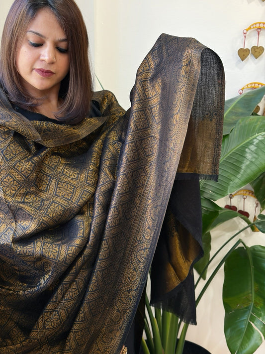 Black Pashmina Shawl with Zari - Masakalee
