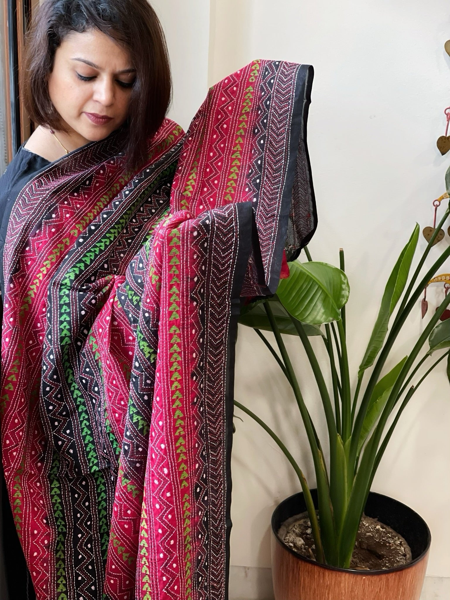 Black, Pink Handmade Kantha Dupatta in Silk - Masakalee