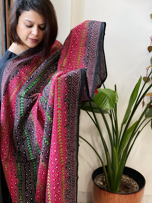 Black, Pink Handmade Kantha Dupatta in Silk - Masakalee