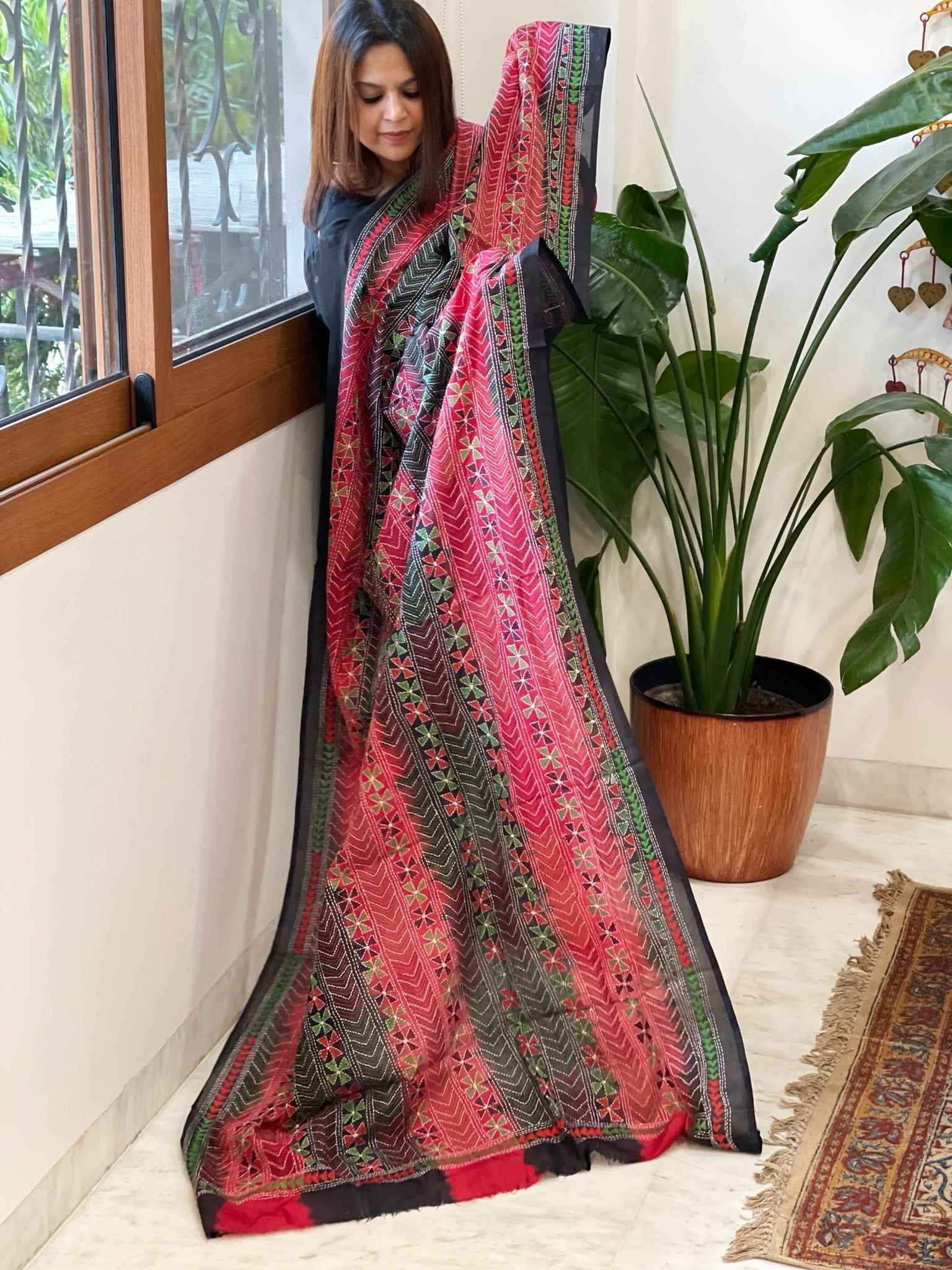 Black, Red Handmade Kantha Dupatta in Silk - Masakalee