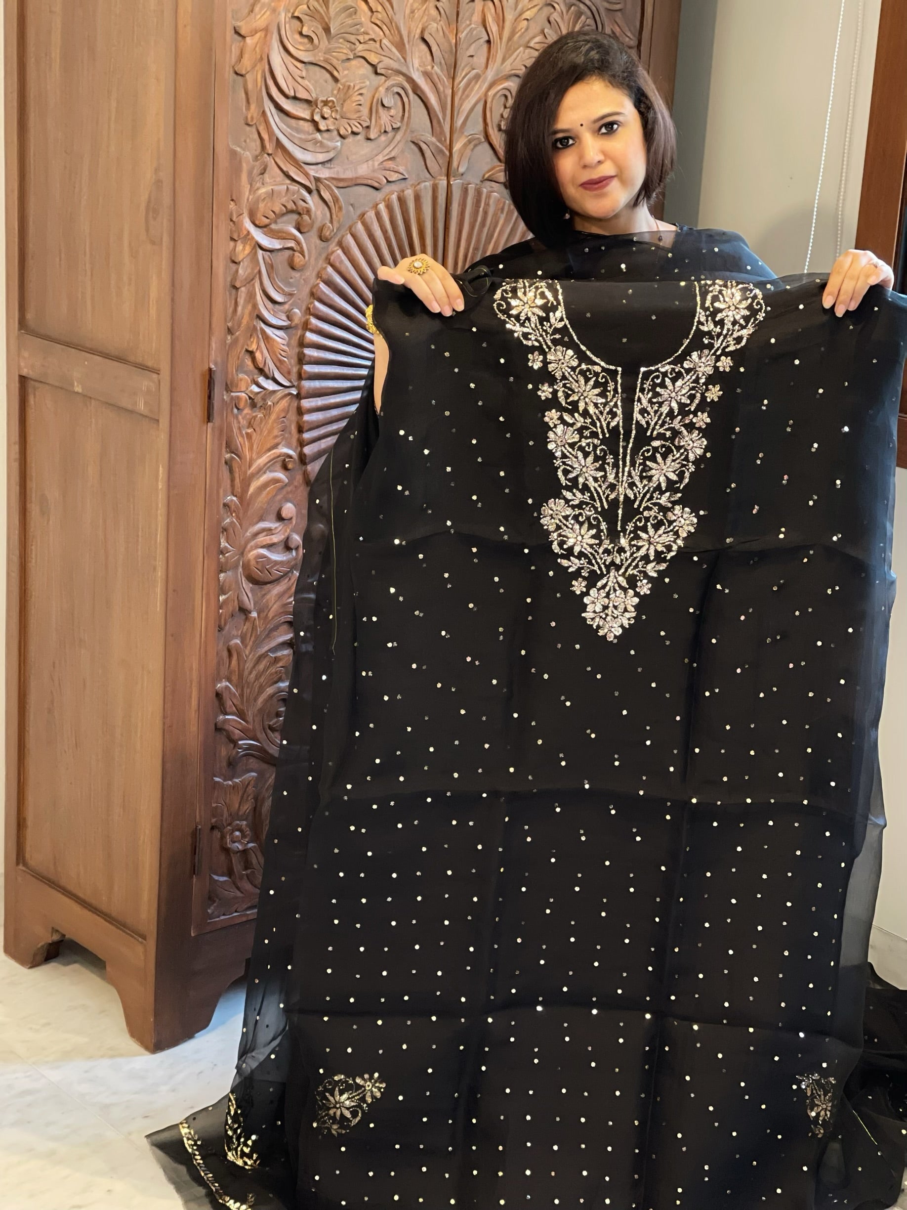 Black Suit Set with Mukaish Badla Handwork in Pure Organza - Masakalee