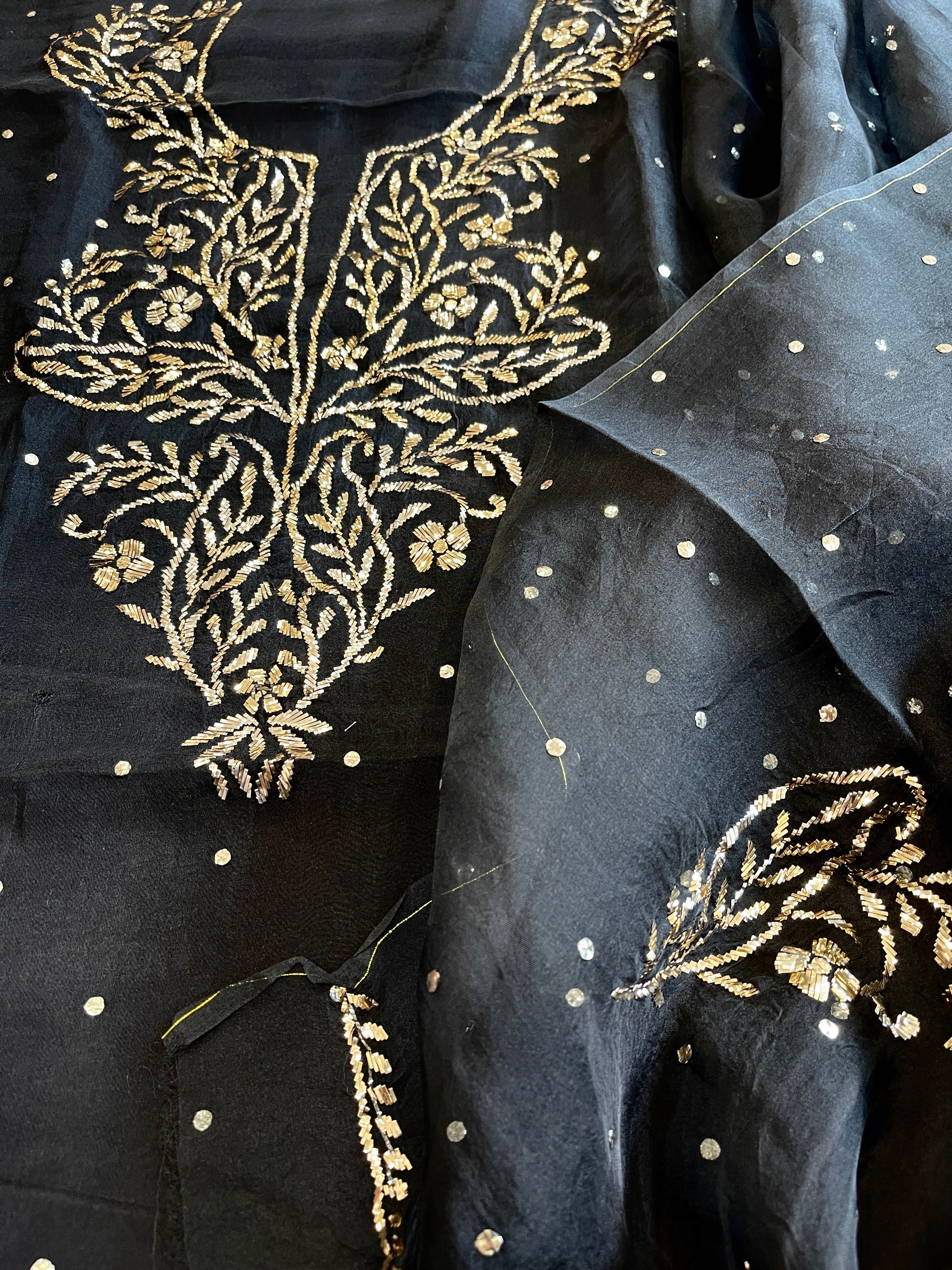 Black Suit Set with Mukaish Badla Handwork in Pure Organza - Masakalee
