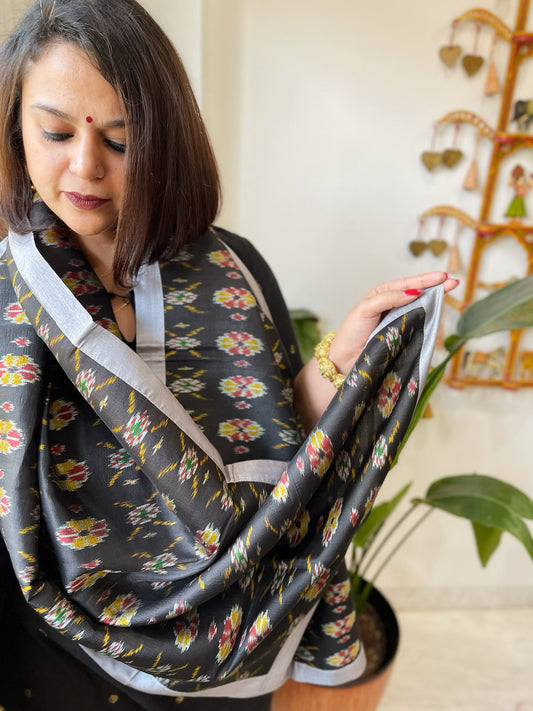 Black Woven Ikat Stoles in Pure Silk - Masakalee