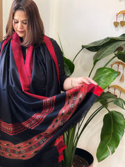 Black Woven Kullu Woollen Shawl - Masakalee