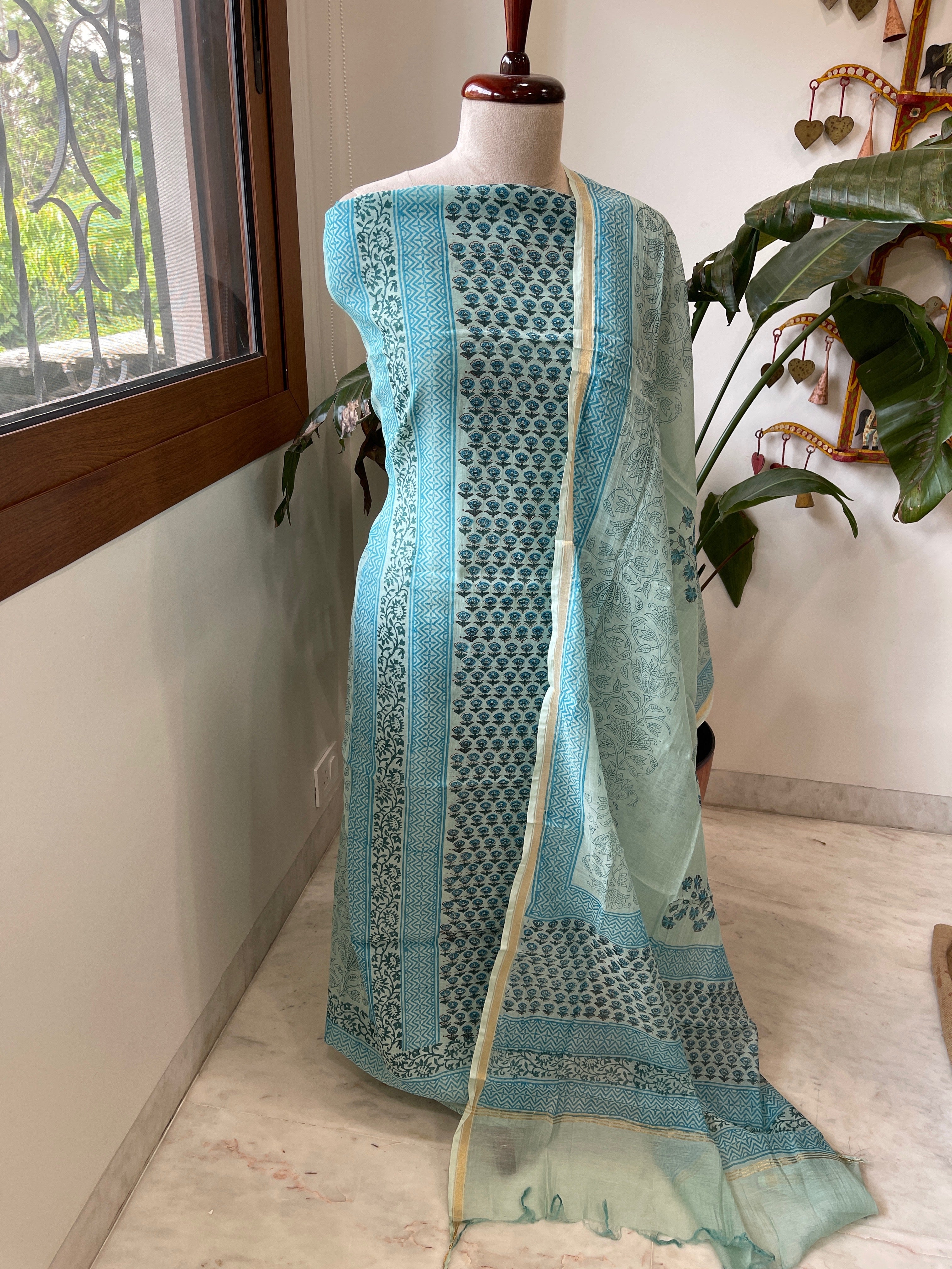 Blue Handblock Printed Suit Set in Mul Cotton - Masakalee