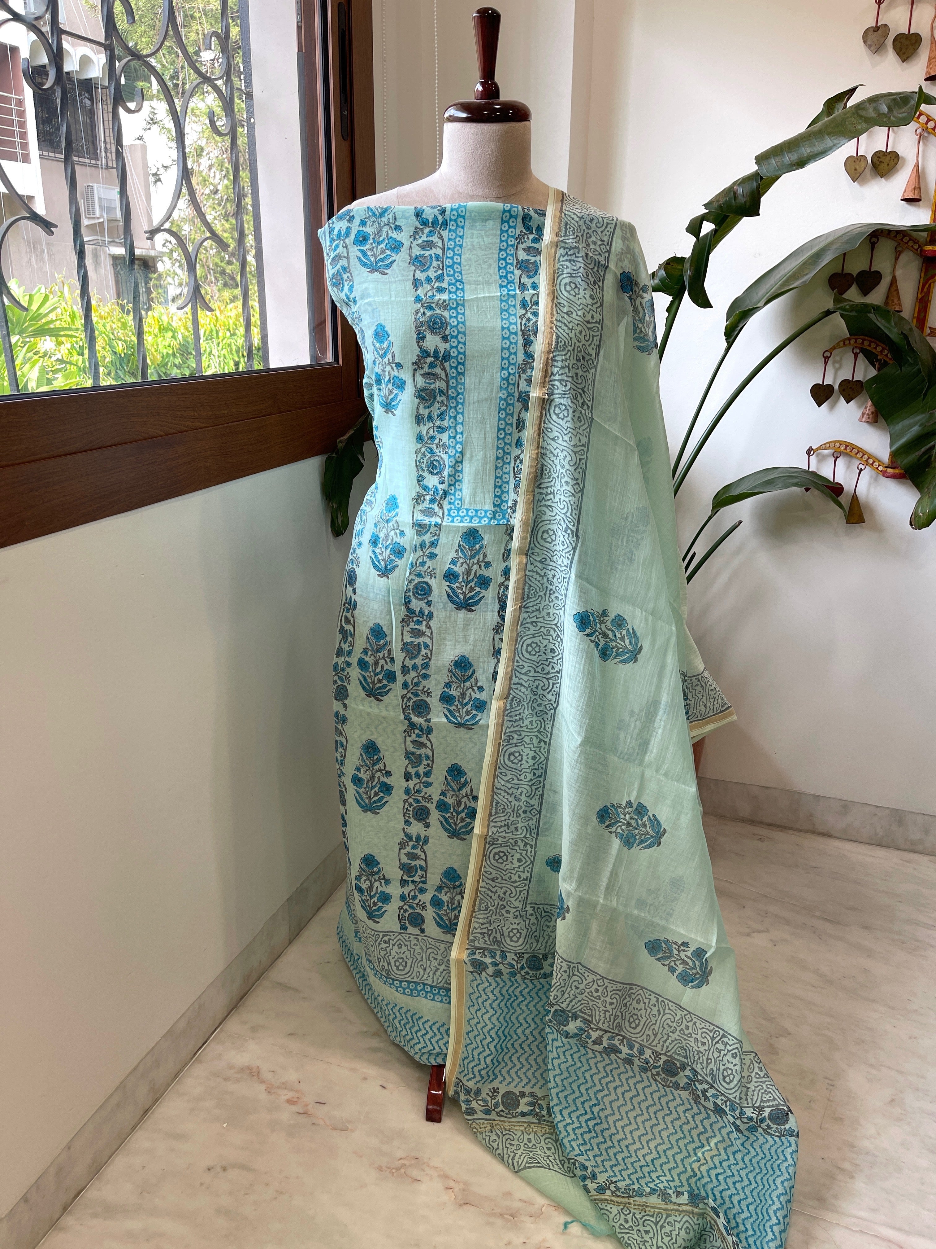 Blue Handblock Printed Suit Set in Mul Cotton - Masakalee