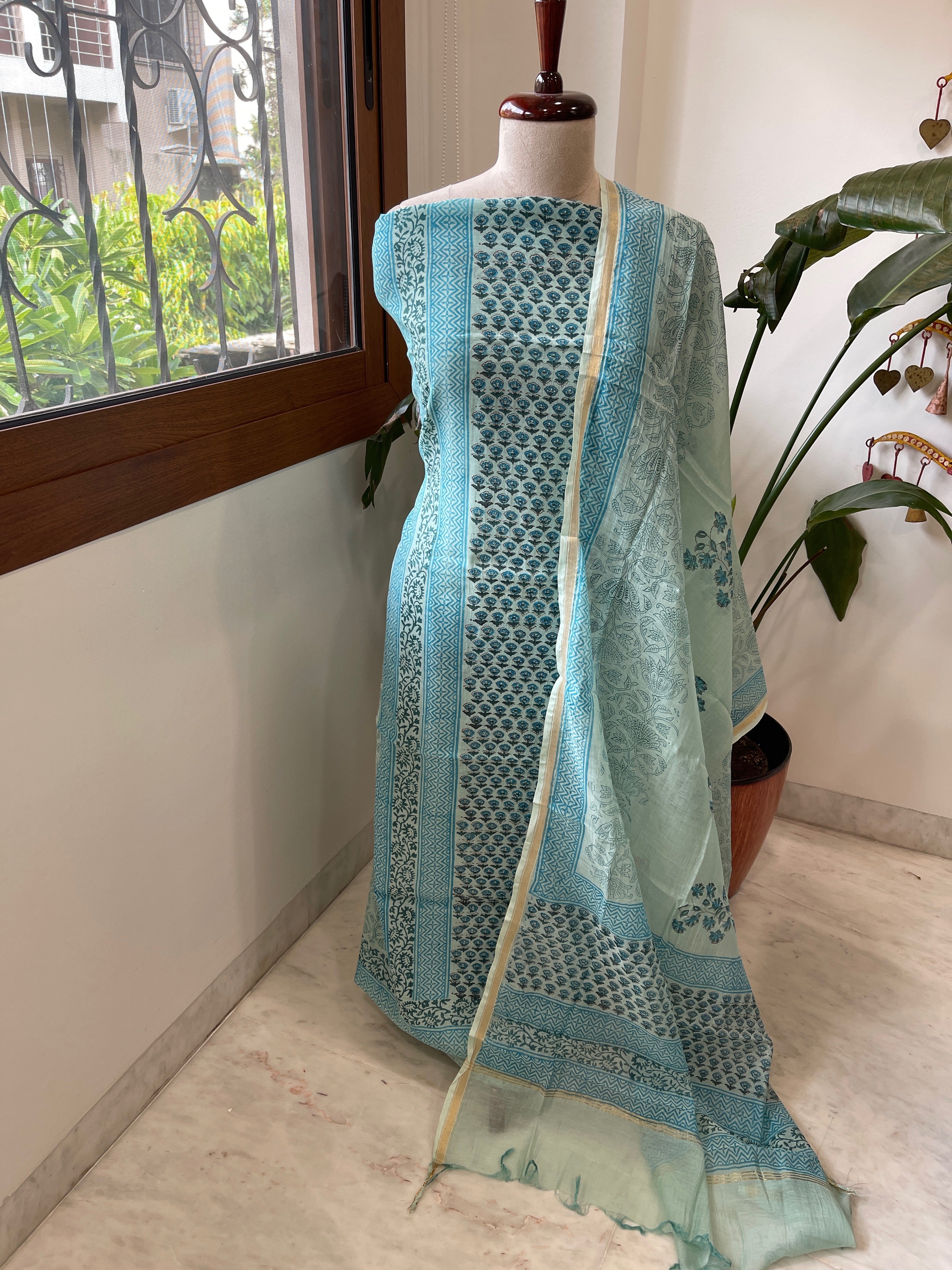 Blue Handblock Printed Suit Set in Mul Cotton - Masakalee