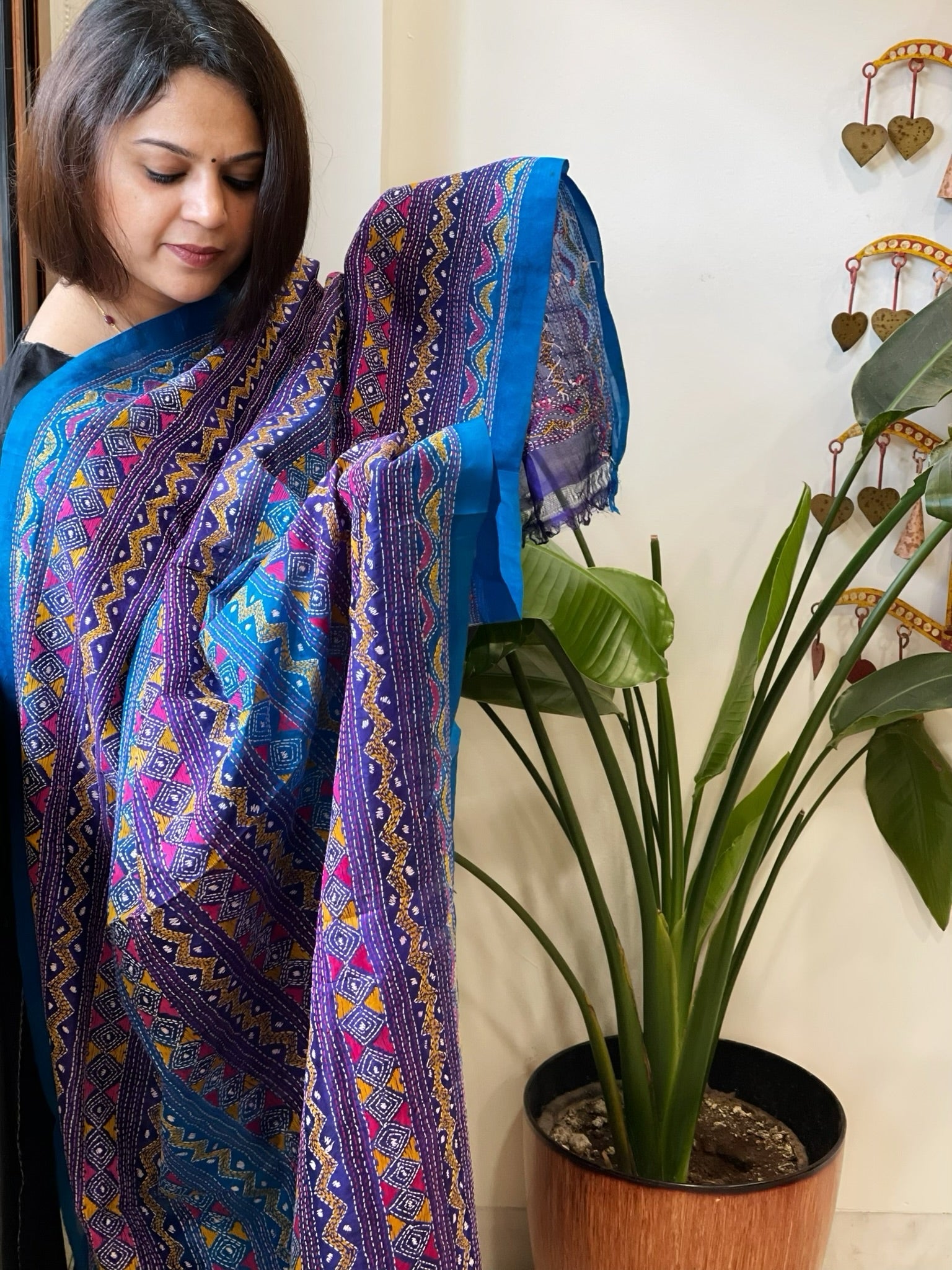 Blue Handmade Kantha Dupatta in Silk - Masakalee