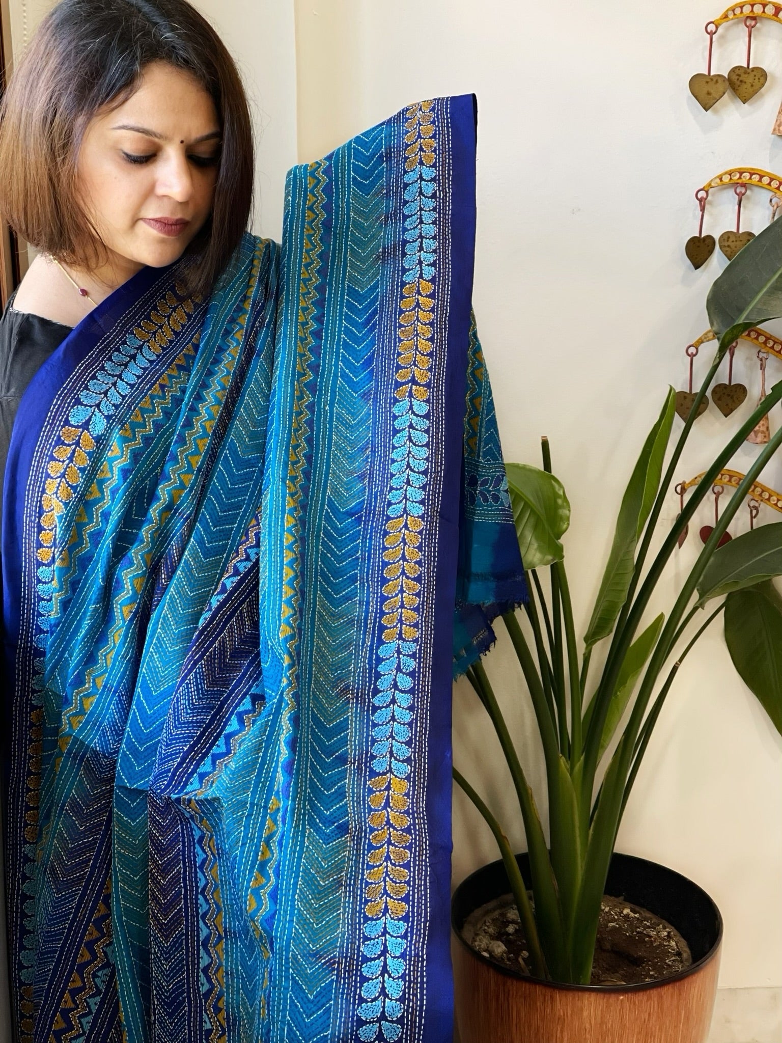 Blue Handmade Kantha Dupatta in Silk - Masakalee