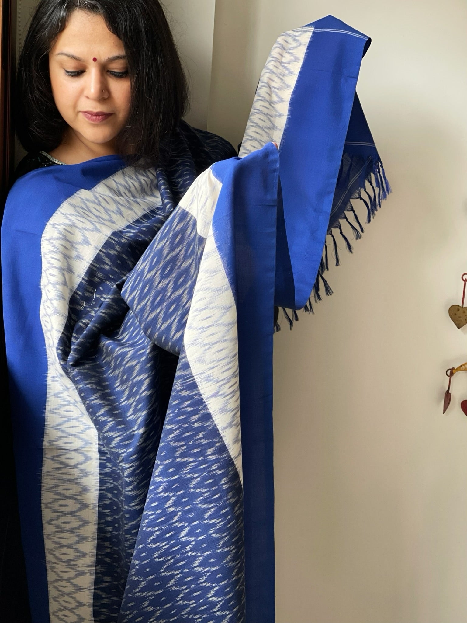 Blue Handwoven Ikat Dupatta in Cotton - Masakalee