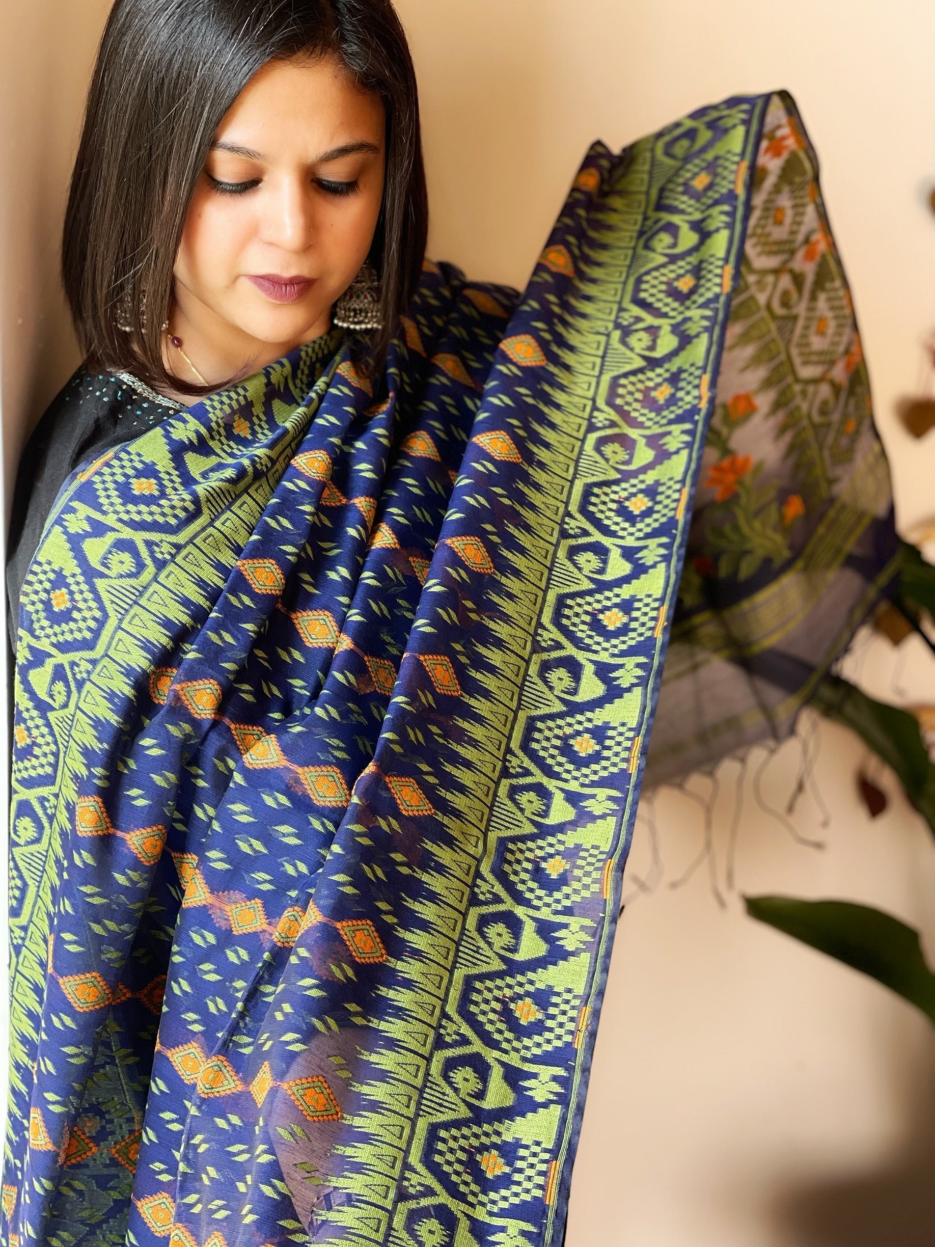 Blue Handwoven Jamdani Dupatta in Pure Muslin - Chanderi - Masakalee