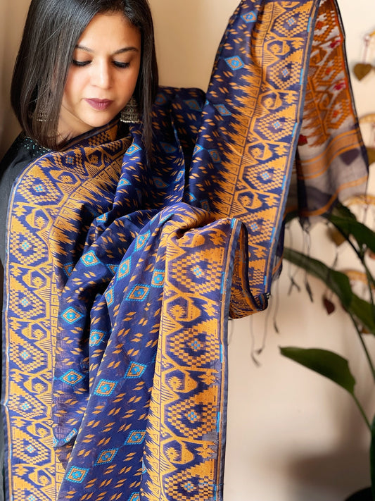 Blue Handwoven Jamdani Dupatta in Pure Muslin - Chanderi - Masakalee