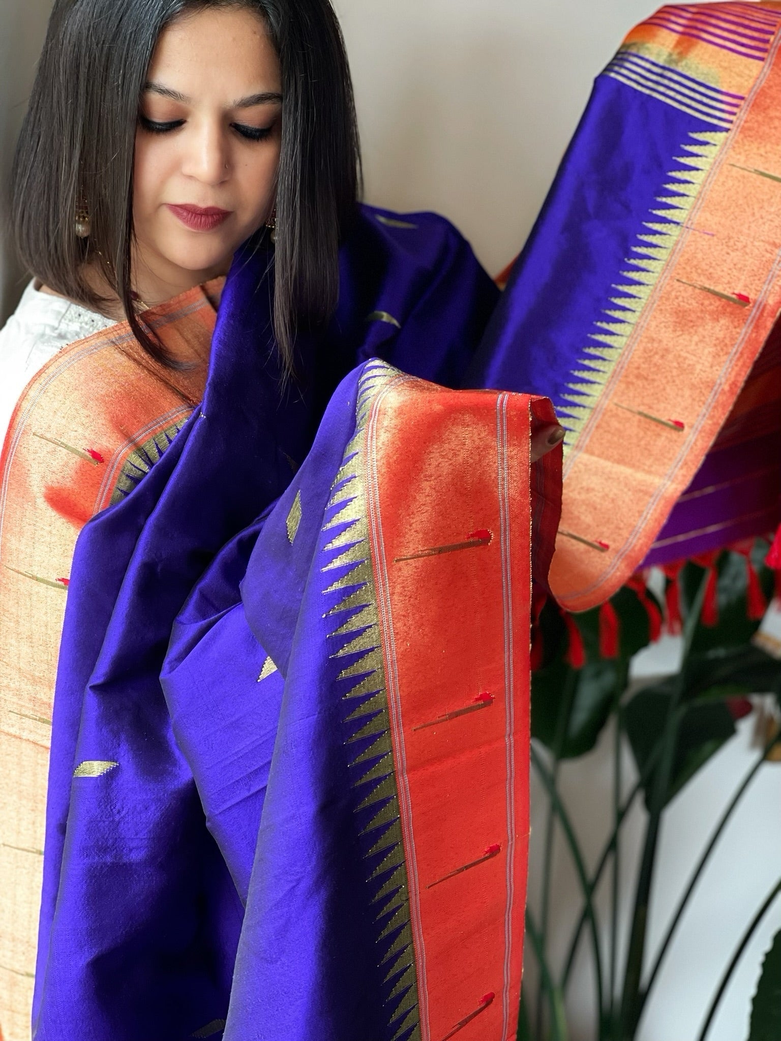 Blue Handwoven Paithani Dupatta in Pure Silk - Masakalee