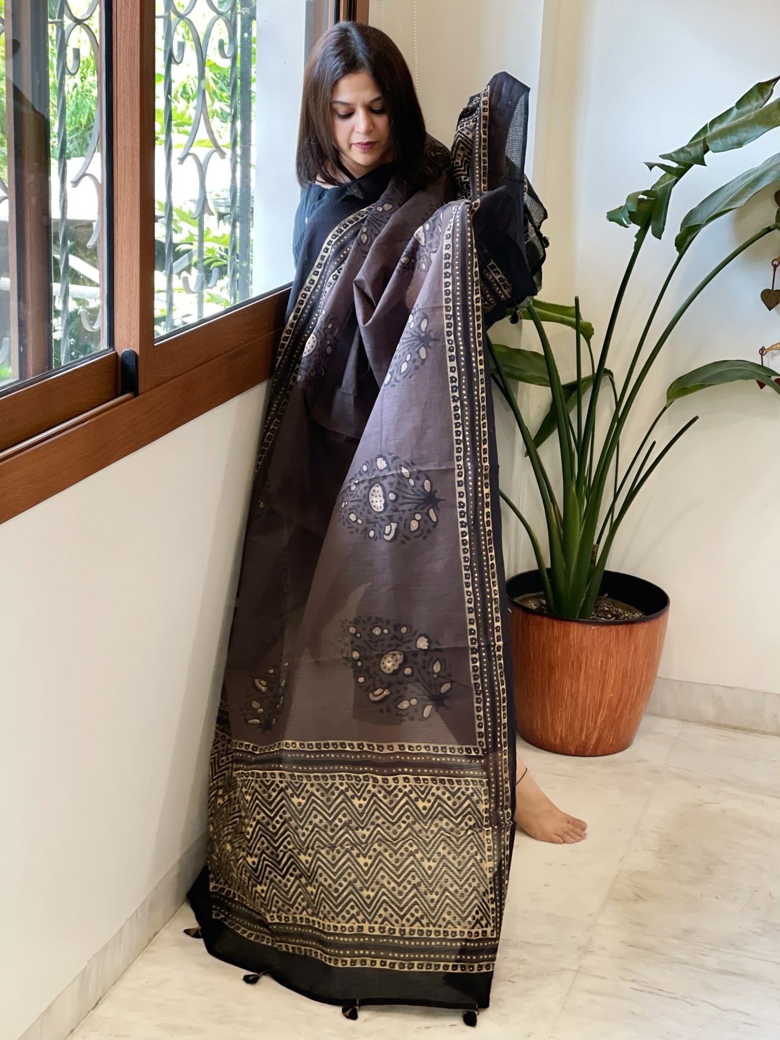 Brown Kota Cotton Handblock Printed Dupatta - Masakalee