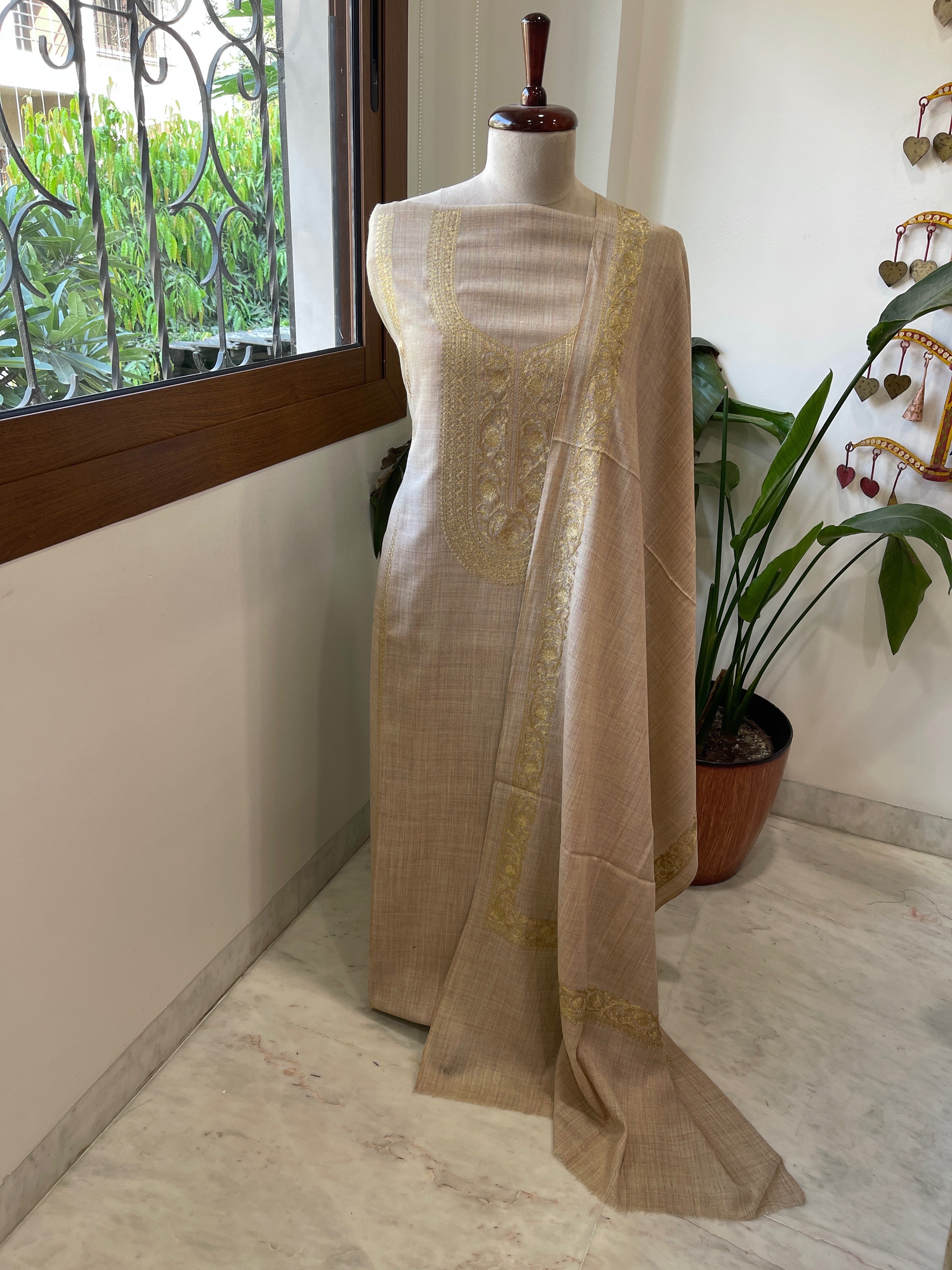 Campaigne Beige Winter Suit Set with Aari Work in Pashmina Wool - Masakalee