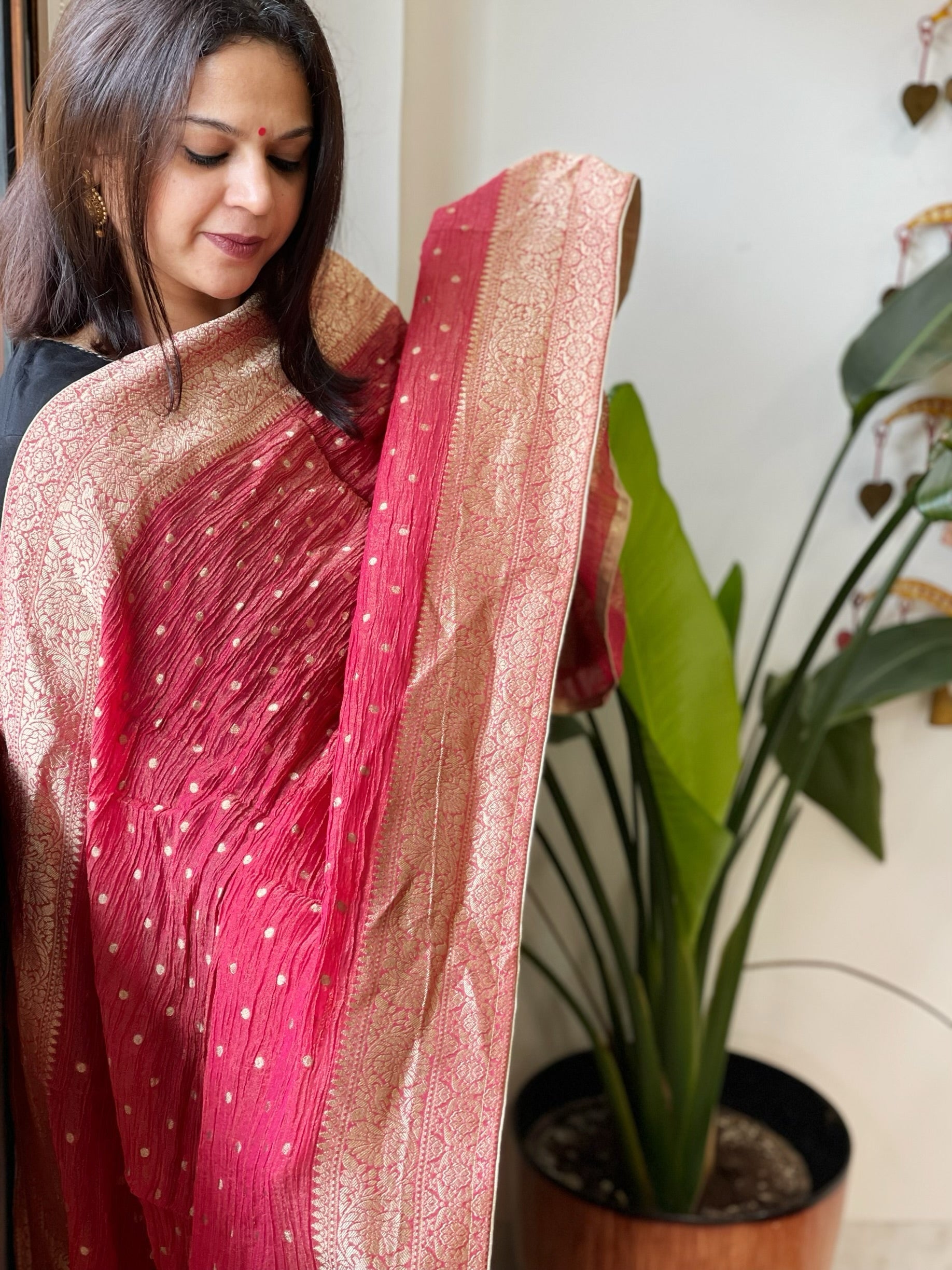 Carrot Pink Woven Banarasi Dupatta in Tissue - Masakalee