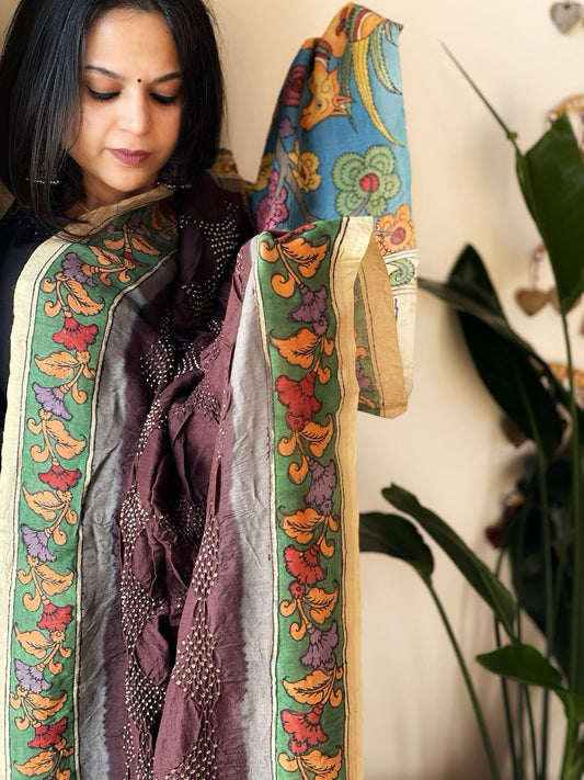 Cola Brown Rai Bandhej Dupatta with Handpainted Kalamkari Pallu in Pure Muga Silk - Masakalee